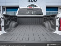 Welcome to 400 Chrysler Dodge Jeep Ram. 5.7L HEMI V-8 engine - 4x4 drivetrain - Advanced infotainmen... (image 7)