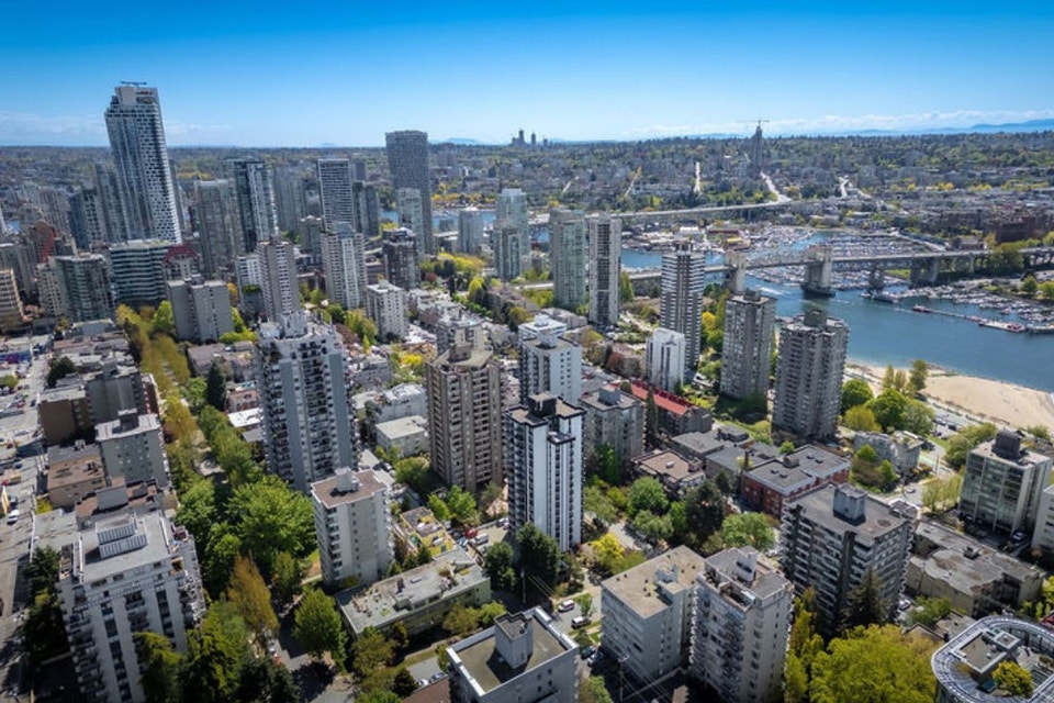 Newport Apartments - 1 Bedroom available at 1176 Burnaby St, Van 4
