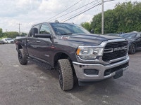 • Power_Steering • Power_Brakes • Power_Windows • Power_Seat • Power_Mirrors • Power_Locks • Keyless... (image 6)