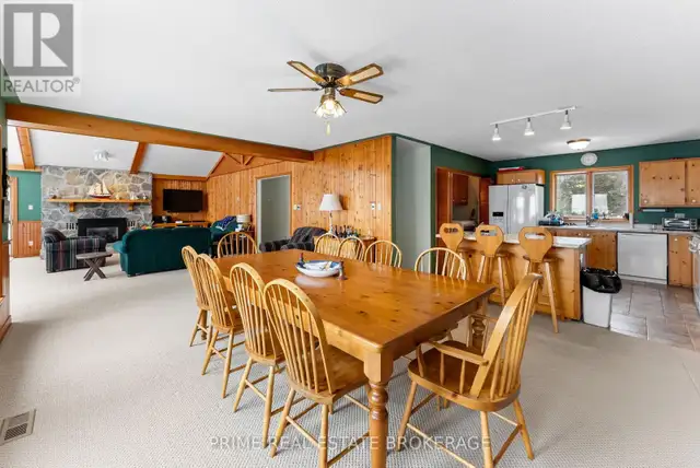 9856 HURON PLACE Lambton Shores (Grand Bend), Ontario in Houses for Sale in Grand Bend - Image 14