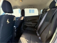 See Dealer Website for Details. Engine: Regular Unleaded I-4 2.4 L/144 Other Equipment Security Syst... (image 8)