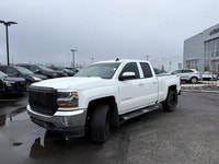 Tonneau Cover | 20 Fuel Wheels | Remote Start | Trailering Package | EZ Lift & Release Tailgate | Cr... (image 2)