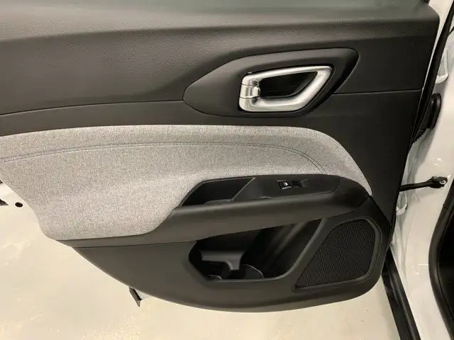 2026 Jeep Compass North in Cars & Trucks in Regina - Image 10