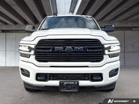 Equipped for serious towing and supreme comfort, this 2020 Ram 3500 Crew Cab Laramie in stunning Pea... (image 1)