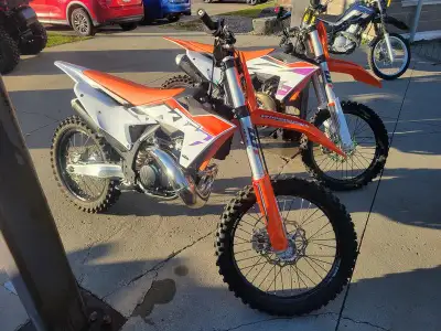 The biggest baddest 2-stroke motocross on the planet! Entirely stock! Only 5 hours - barely broken i...