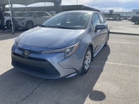 *Vehicle history form conveniently located in vehicle photos. AMVIC LICENSED DEALER ... Engine: Regu... (image 2)