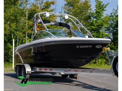 Air Nautique SV211 WITH TRAILER 2005 Découvrez le parfait équilibre entre performance et polyvalence...