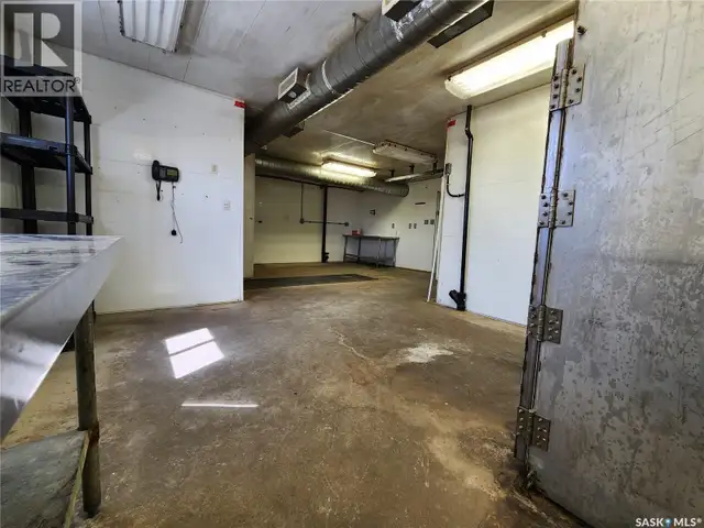 303 N Railway AVENUE Morse, Saskatchewan in Commercial & Office Space for Sale in Moose Jaw - Image 25