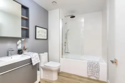 3.5 condo appartement a louer Ville Saint Laurent-Leora, View more