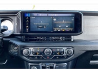 COME SEE WHY ''NOBODY BEATS A DEAL FROM PEEL!'' Your Source for ALL make and models used cars and tr... (image 5)