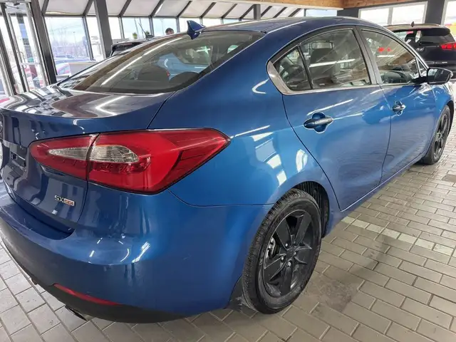 2014 Kia Forte 4dr Sdn Auto EX w-Sunroof in Cars & Trucks in Longueuil / South Shore - Image 6