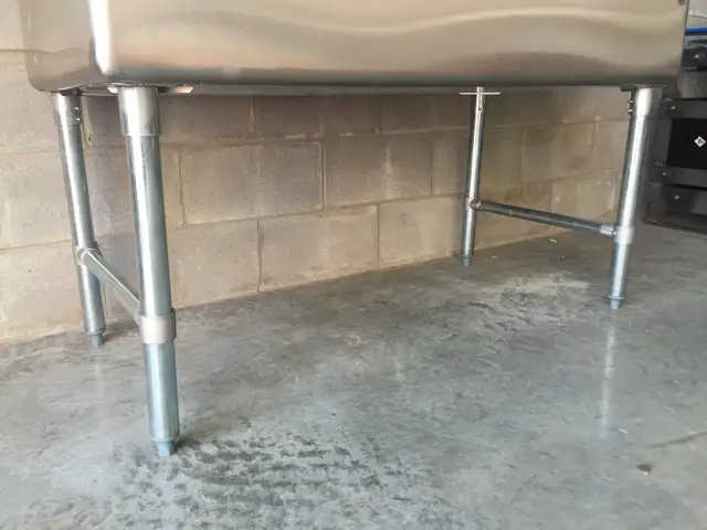Evier 24x48 cuve bassin de stainless pour shop garage usine in Industrial Kitchen Supplies in Laval / North Shore - Image 4