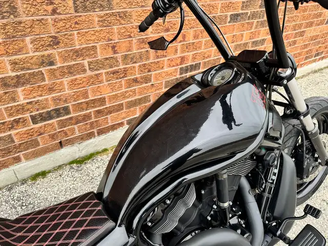 2011 Harley-Davidson V-Rod **CUSTOM BODY KIT** **VANCE & HINES P in Street, Cruisers & Choppers in Markham / York Region - Image 11