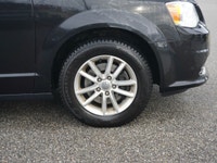 2019 Dodge Grand Caravan SXT Practical, spacious, and designed for everyday family life this 2019 Do... (image 8)