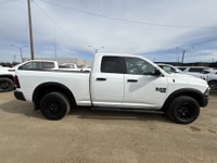 AMVIC Licensed Dealer * Warlock Pkg * Black Exterior Badging * Park Sense Rear Assist System * Luxur... (image 9)