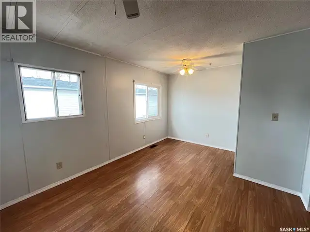 Cypress Mobile Home Park Maple Creek, Saskatchewan in Houses for Sale in Swift Current - Image 11