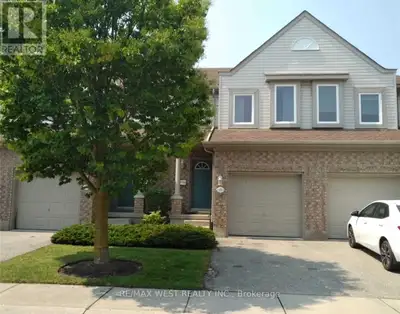 Prime location. This spacious 3+1 bedroom townhome is a great fit for first time buyers or investors...