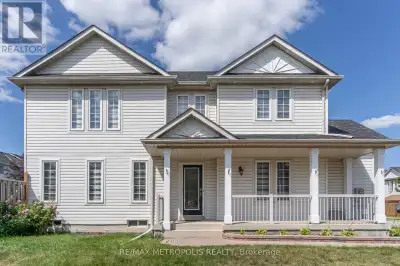 UPPER - 24 BABCOCK CRESCENT Milton (DE Dempsey), Ontario