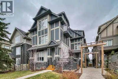 Welcome to Killarney Townes, ideally located on a quiet street just minutes from the CTrain, downtow...