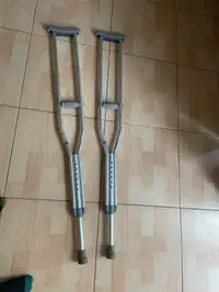 Height Adjustable Aluminum Crutches