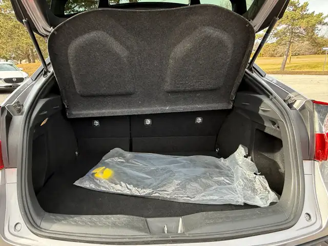 2020 Toyota C-HR Limited LIMITED| NO ACCIDENTS| LOW KM in Cars & Trucks in Markham / York Region - Image 38