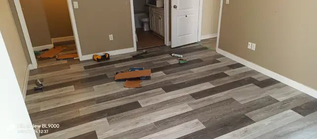 Flooring installer, Vinyl plank, Hardwood, repair flooring, in Renovations, General Contracting & Handyman in Calgary - Image 8