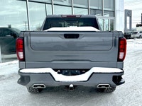 * Monochromatic exterior with body-colour bumpers/door handles, black grille, 20-inch black alloy wh... (image 3)