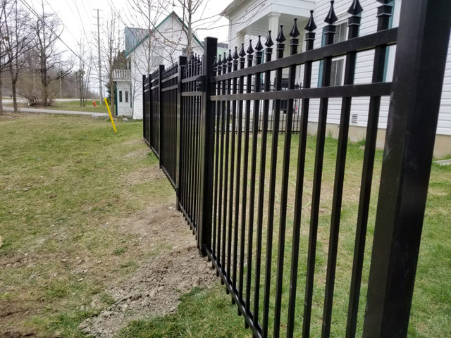 Wrought Iron and aluminum gates, fences, side gates, walk gates in Other Business & Industrial in London - Image 3
