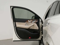 This 2023 Mercedes-Benz GLE 450 is a local Ontario vehicle with a clean Carfax report and remaining... (image 7)
