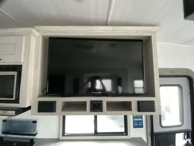 2024 EAST TO WEST Tandara 26RD in Travel Trailers & Campers in Bedford - Image 14