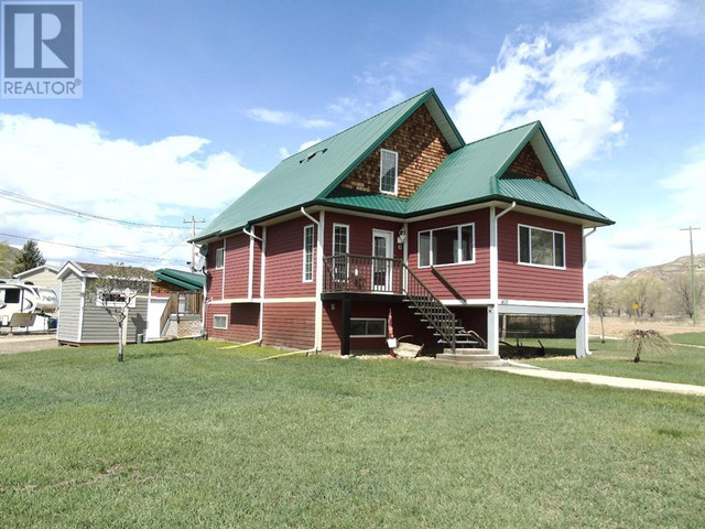 405 1 Avenue Drumheller, Alberta in Houses for Sale in Calgary