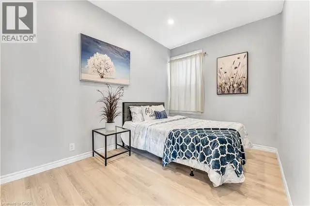 101 EMERALD Street N Hamilton, Ontario in Long Term Rentals in Hamilton - Image 4