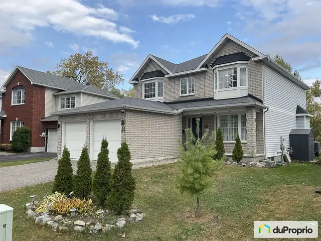$888,000 - 2 Storey for sale in Gatineau (Aylmer) in Houses for Sale in Gatineau - Image 2