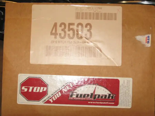 2008-2011 kawasaki zx-10r ninja vance & hines slip on pipe sale in Other in London - Image 6