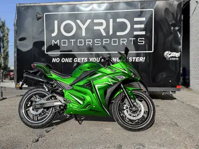 ZONE II is Motorcycle-style ebike with CarPlay and removable battery, delivering up to 200 km range....