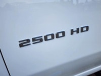 DURAMAX | Z71 OFF ROAD PACKAGE | HEATED & COOLED FRONT BUCKET SEATS | HEATED STEERING WHEEL | HEATED... (image 5)