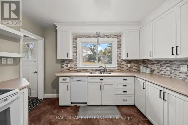 925 WARD STREET Selwyn, Ontario in Long Term Rentals in Trenton - Image 12