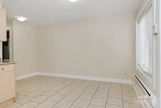 Bright & Spacious 2 Bedroom Basement Suite in Panorama Ridge in Long Term Rentals in Delta/Surrey/Langley - Image 3