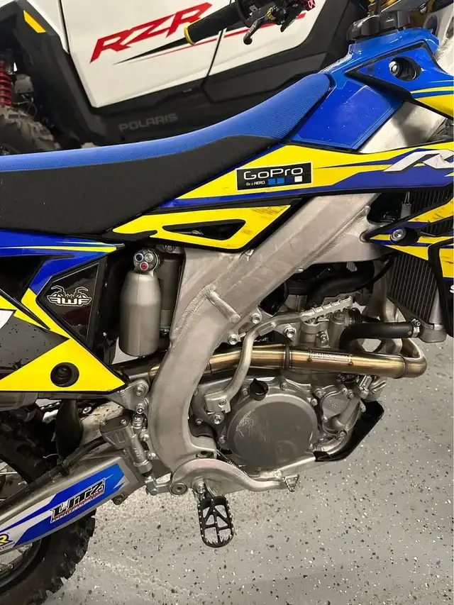 2023 SUZUKI RM-Z250-YELLOW! in Dirt Bikes & Motocross in Edmonton - Image 8