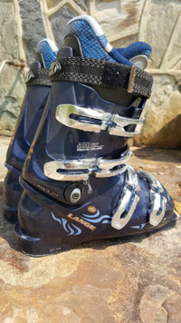 Lange Banshee ski boots / womens size 6, youth sizes 5-6