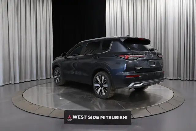 2026 Mitsubishi Outlander SEL in Cars & Trucks in Edmonton - Image 5