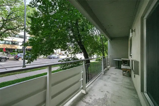 104 – 500 Stradbrook Avenue property photograph 13