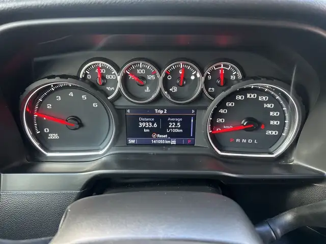 2020 Chevrolet SILVERADO 2500HD LT 4WD Crew Cab Cap Ladder Racks in Cars & Trucks in Oakville / Halton Region - Image 14