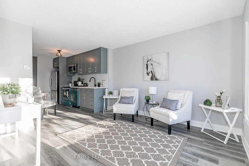 3-Bedroom Main Floor Unit in Barrie – All Utilities & Parking In 4