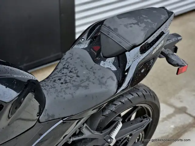 2018 Kawasaki Ninja 400 ABS in Sport Bikes in Oshawa / Durham Region - Image 17