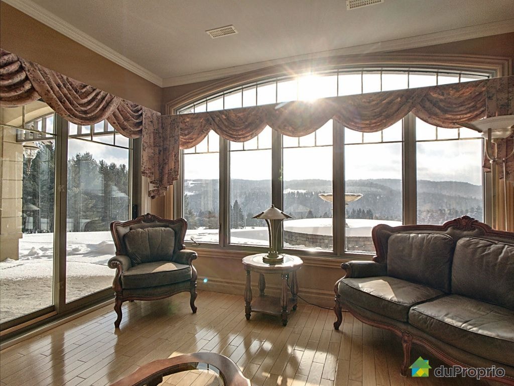 $900,000 - 2 Storey for sale in ND-De-Ham — photo 2