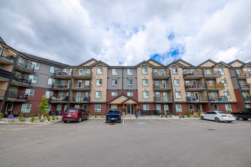 PetFriendly Two Bedroom Two Bath with Insuite Laundry for Rent Long