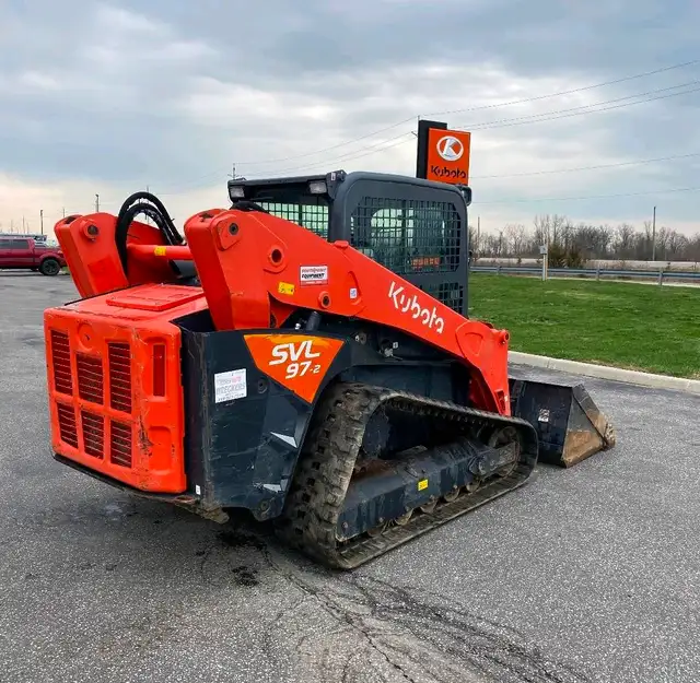 2021 Kubota 2021 Kubota SVL97-2 - Track Loader in Heavy Equipment in Windsor Region - Image 5