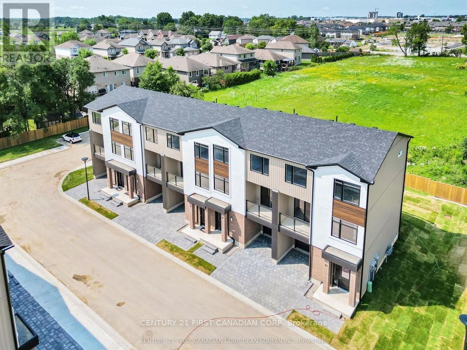 24 - 349 SOUTHDALE ROAD E London South (South W), Ontario 2