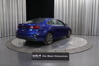 WAS: $27995 NOW: $25995 plus taxes and licensing feesDEMO / LESS THAN 1000KM / HEATED SEATS/WHEEL /... (image 4)